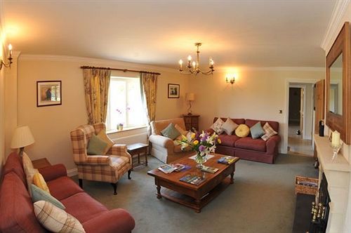 The Paddock Bed and Breakfast Haverfordwest Exteriör bild